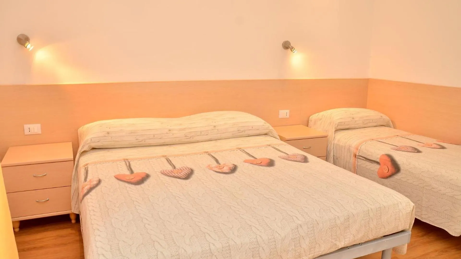 Comfortable Villa For 6 Guests - Beahost Rentals Bibione 0*,